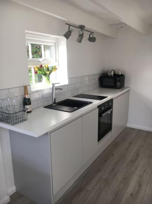 Brighton Boutique Garden Studio With Free Parking Esterno foto